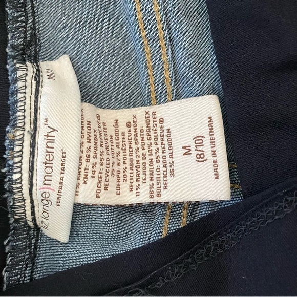 Liz Lange Maternity Over the Belly Full Panel Denim Shorts Size Medium - Picture 10 of 10